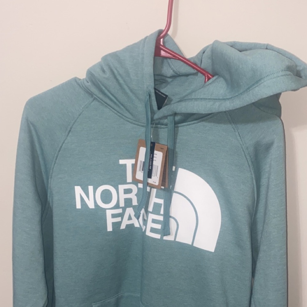 The north face sweat shirt